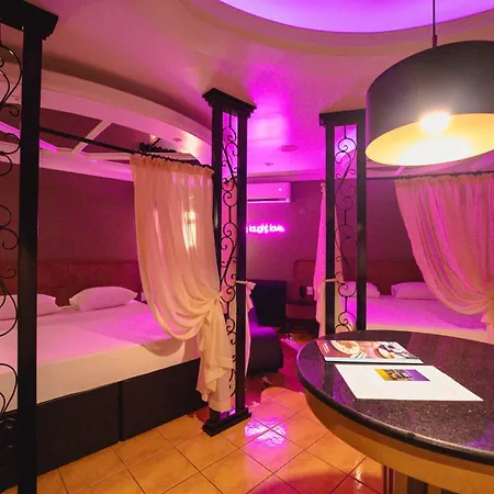 Monn Cherry Motel-2