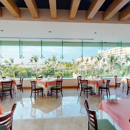 Grand Park Royal Cancun (Adults Only)-3