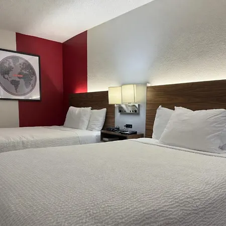 Ramada By Wyndham Harrisonburg-3