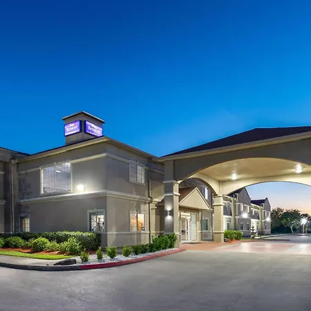 Baymont By Wyndham Texas City-3