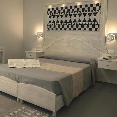Hotel Cala Dei Pini-2
