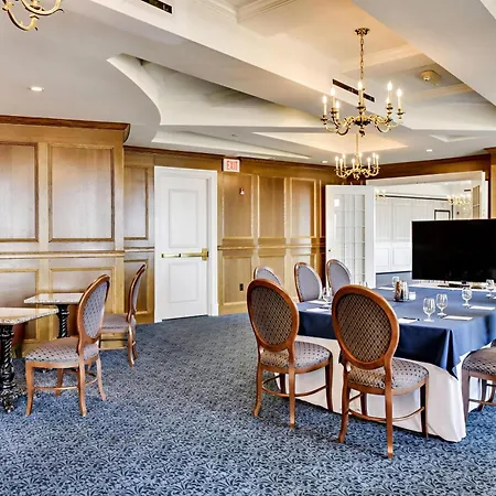 Madison Beach Hotel, Curio Collection By Hilton-3
