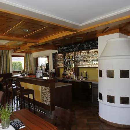 Hotel Edelweiss-3