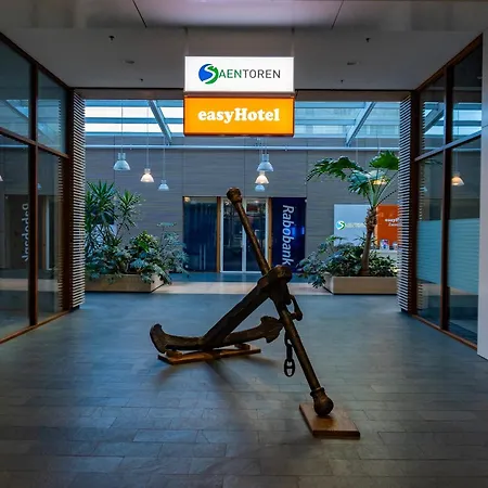 easyHotel Amsterdam Zaandam-3