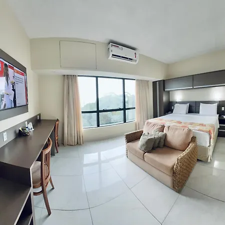 Tropical Executive Hotel-2