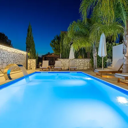 Luxury Aparthotel Zadar-3