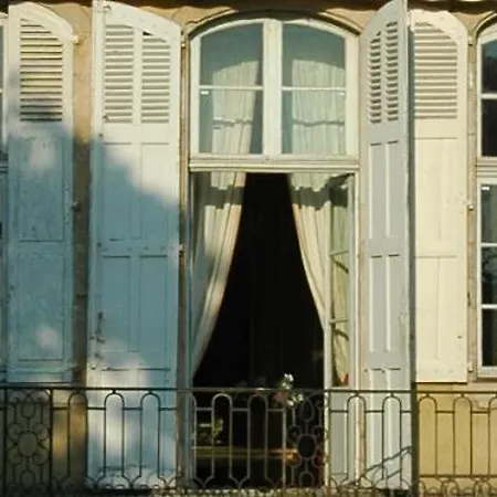 Exceptionnelle Maison d'Artiste&Son Jardin Secret au pied de la Cathédrale-2