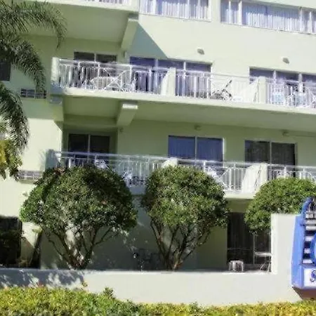 Chart House Suites And Marina-2