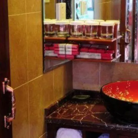 Beijing Double Happiness Courtyard Hotel-3