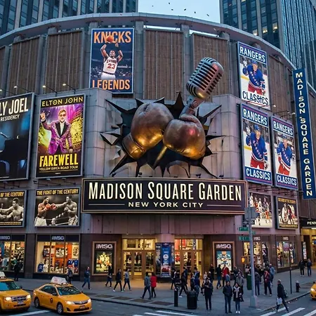 Oyo Times Square-2