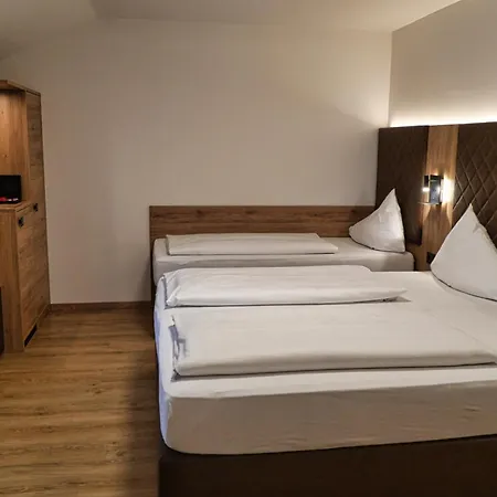 Hotel Charlotte-2