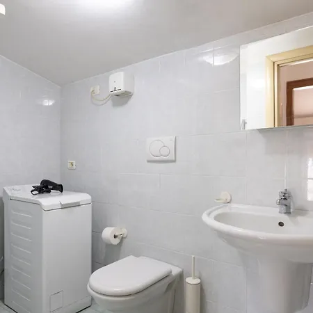 Casa Del Noce-2