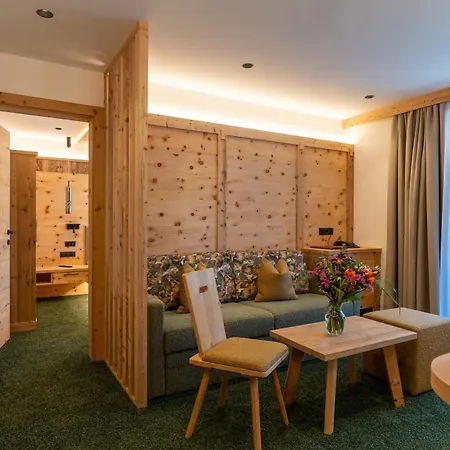 Hotel Huber Hochland-3