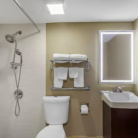 Comfort Inn & Suites Pottstown Eastern Gateway-2