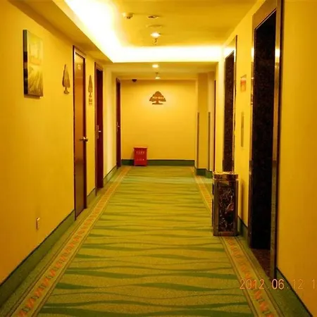 Greentree Inn Suites Hongqiao Airport Branch-2
