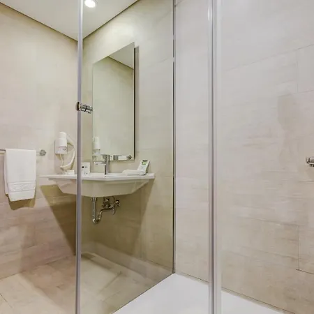 Plus Hotel Bostanci Atasehir-2