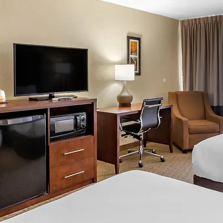 Comfort Inn & Suites Near Danville Mall-3