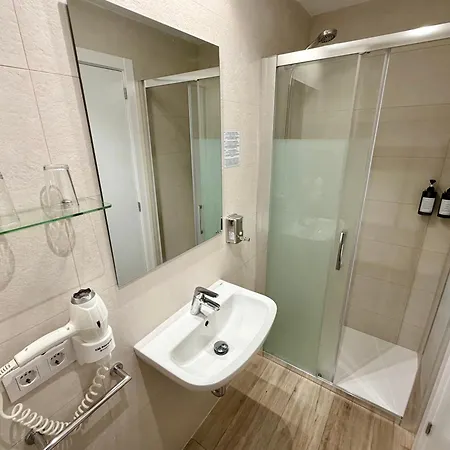 Hostal Del Mar-3