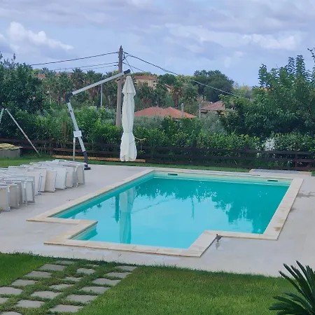 Villa Lauro Luxury B&B-3