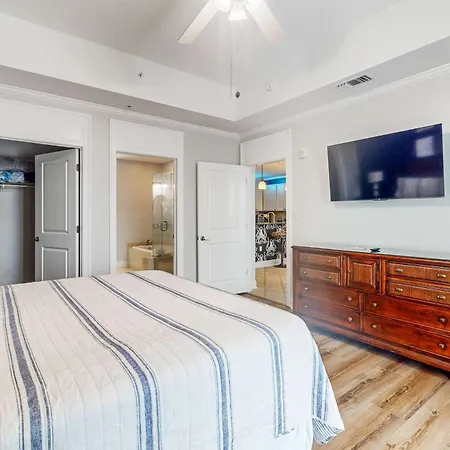 The Wharf 724-3