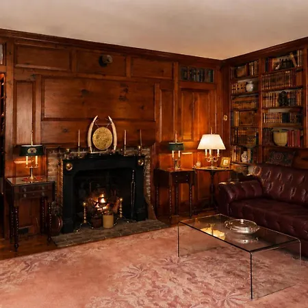 29 India House-2