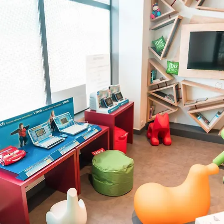 ibis Styles Nantes Centre Gare-2