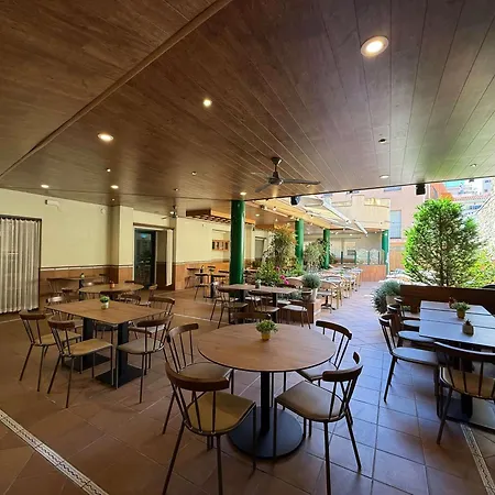Hostal ROM Familiar-2