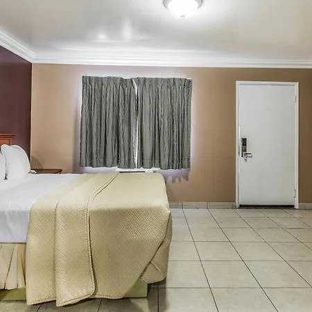 Rodeway Inn Ventura Midtown-2