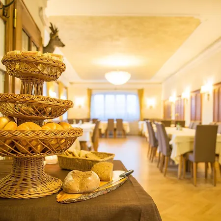 Hotel Weisses Lamm-3