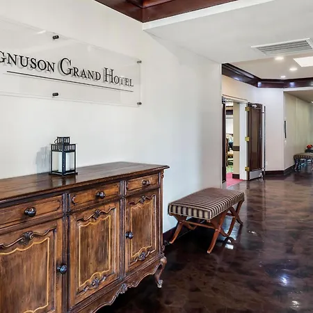 Magnuson Grand Hotel And Conference Center Tyler-3