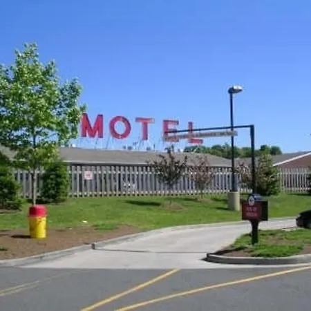 Mayflower Motel Milford-3
