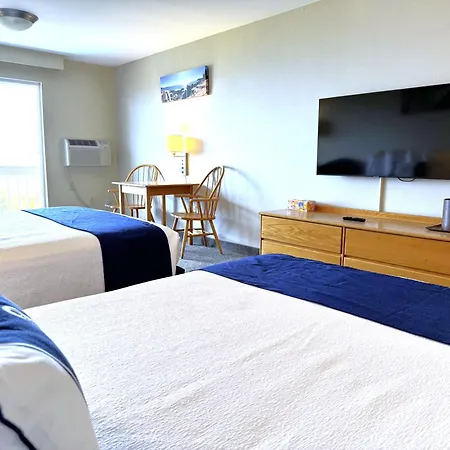 Atlantic Eyrie Lodge-2