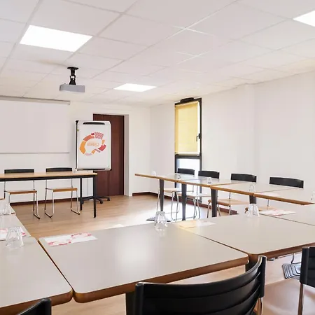 Aparthotel Adagio Access Rennes Centre-3