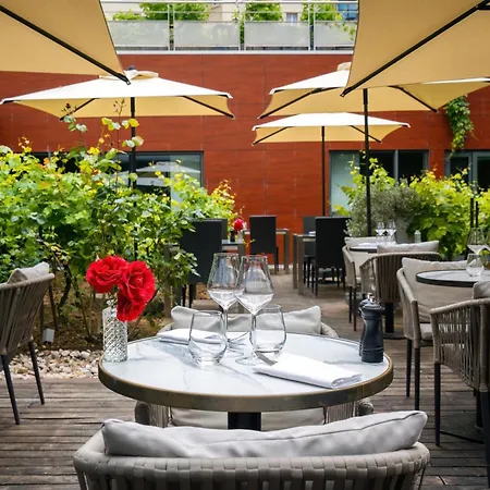 Doubletree By Hilton Paris Boulogne-3