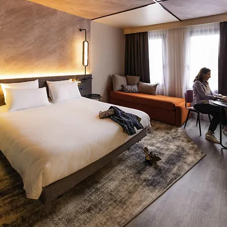Novotel Paris Suresnes Longchamp-2