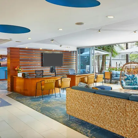 Courtyard By Marriott Waikiki Beach-2