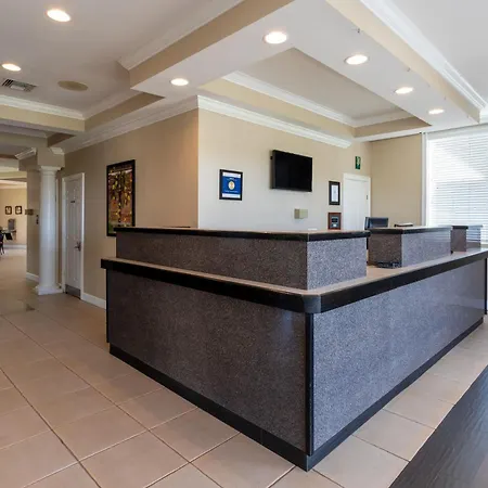 Travelodge By Wyndham Lakeland-3