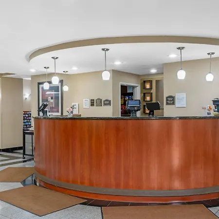 Comfort Suites Near Indianapolis Airport-3
