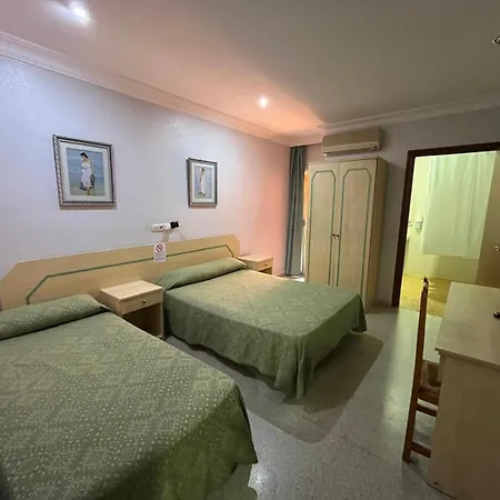 Hostal Blumen-3
