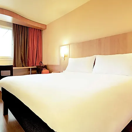 ibis Poitiers Sud-2