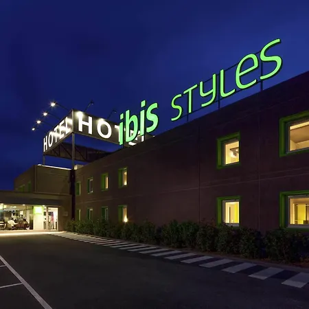 Hotel Ibis Styles Lleida Torrefarrera-2