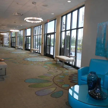 Holiday Inn Express & Suites Carbondale - University Area-3