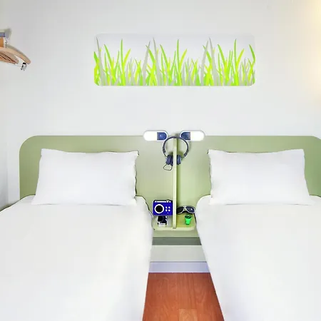 Ibis Budget Orgeval-3