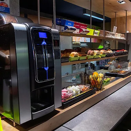 Ibis Budget Le Havre Les Docks-3