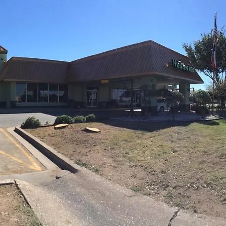 Whitten Inn University-3