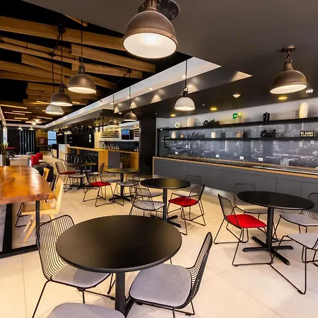 Ibis Tijuana-2