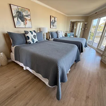 Capitola Beach Suites-3