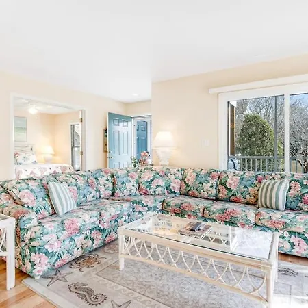 Sea Colony - 55040 Pine Lake-2