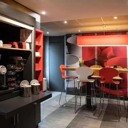 ibis Cannes Centre-3