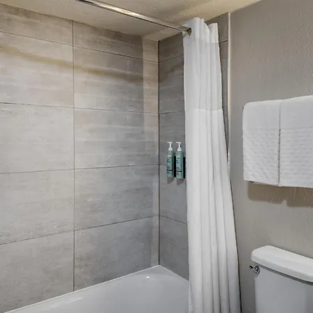 Best Western Fishkill Inn & Suites-3